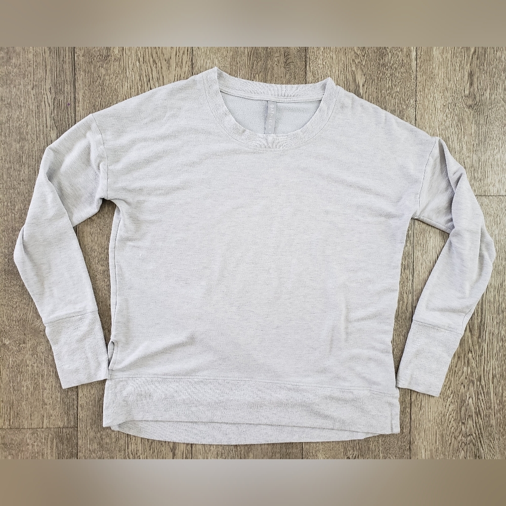 Athleta Medium Long Sleeve Sweater